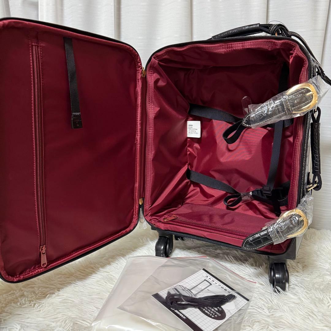 ⭐️新品未使用⭐️　スワニー フルクロコトランク　T-350　4輪　18ℓ 黒