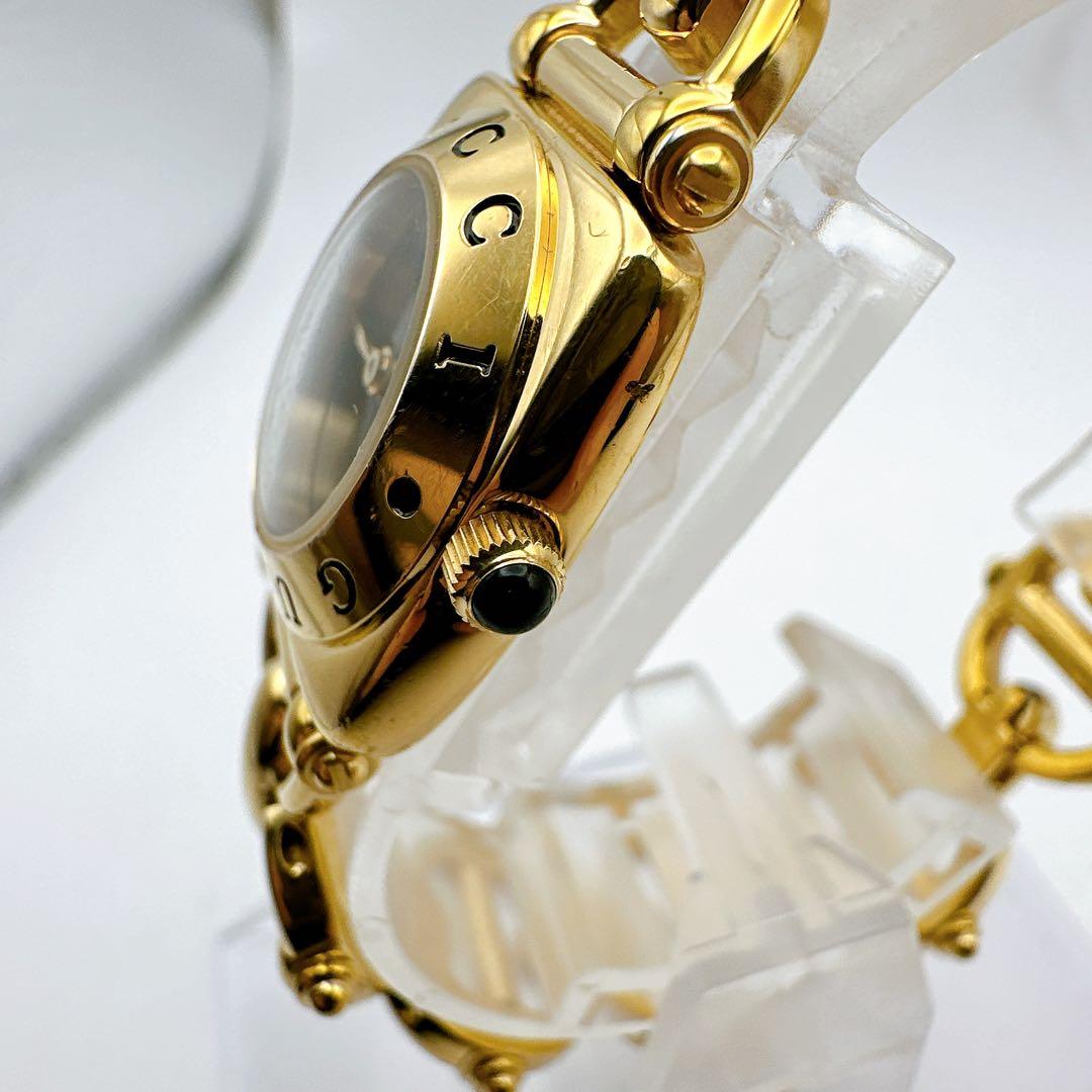 美品 稼動 GUCCI グッチ 6400L レディース腕時計 ゴールド 黒文字盤