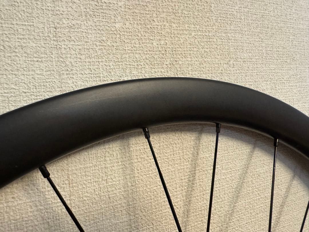 BONTRAGER AEOLUS ELITE 35 DISC チューブレス