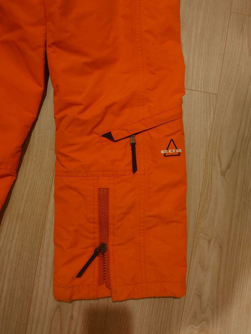 sos スキーウェア　スノーボードウェア