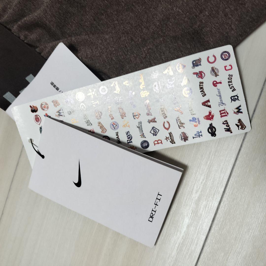 新品タグ付☆NIKE　サンディエゴ・パドレス　ショーツ　ブラウン　ハーフパンツ