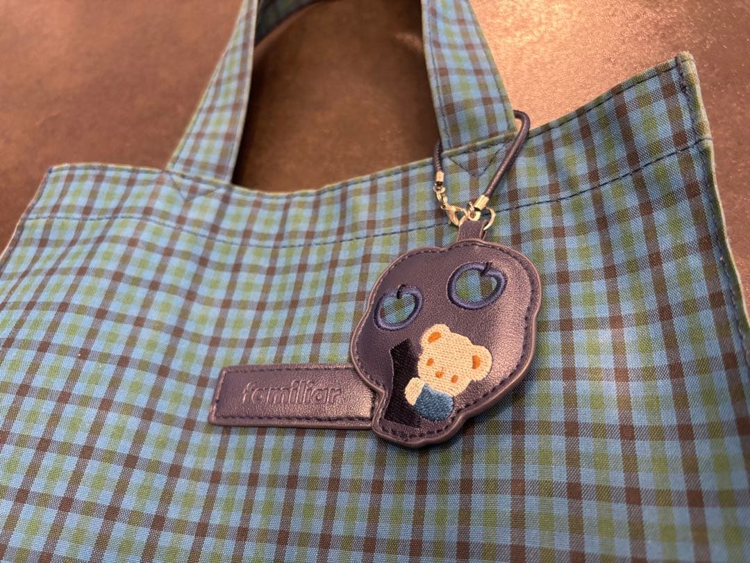 ファミリア　familiar チェック　レッスンバック