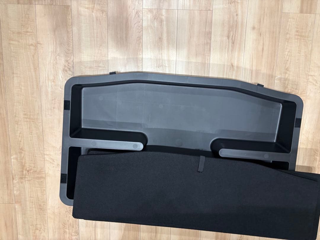 日産純正　ラゲッジアンダーボックス　　　　　　ノート　オーラ