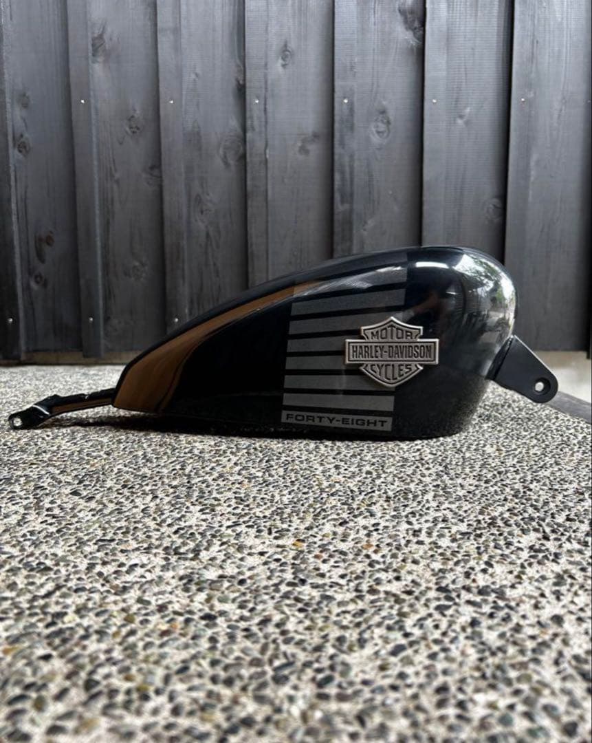 スポーツスター xl1200x 純正ブラックタンク フォーティーエイト