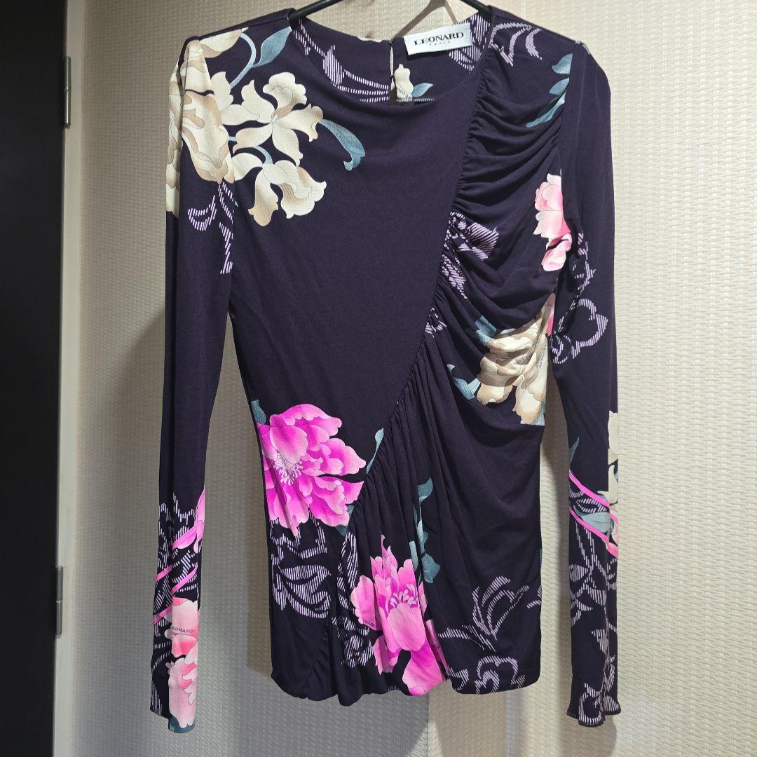 【きのこきのこさま専用】レオナール 長袖シャーリングトップス