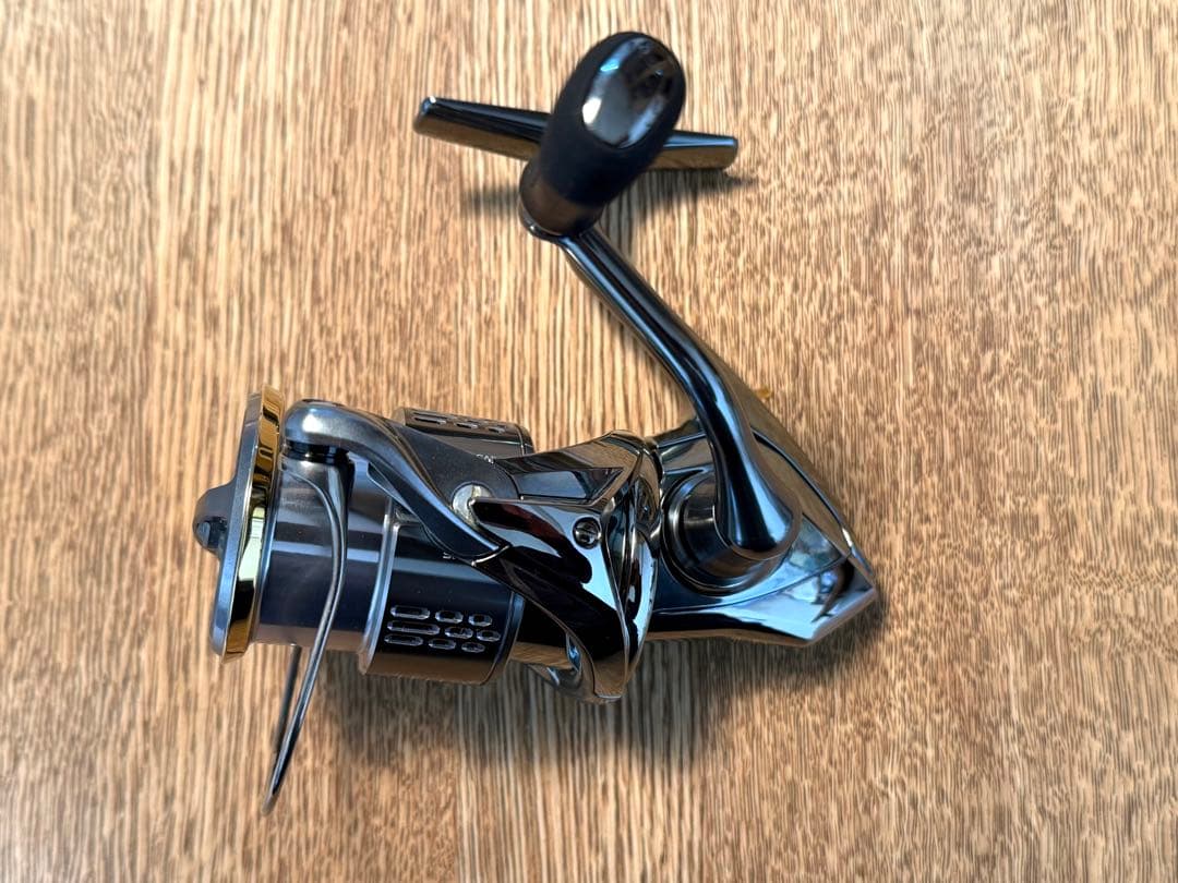 【美品】シマノ18ステラ2500SHG