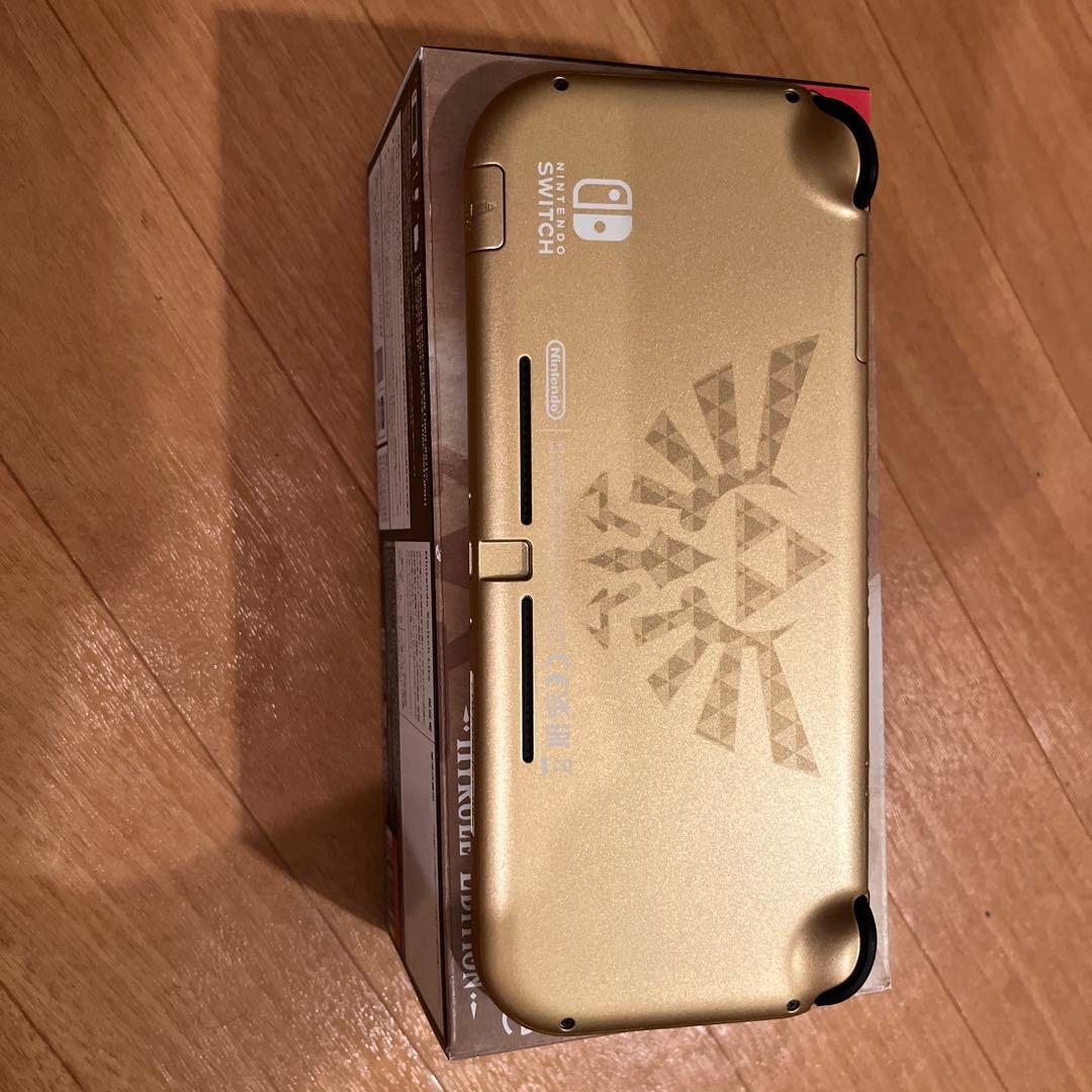 Switch Switch Lite本体 ハイラルエディション(ケース付き)