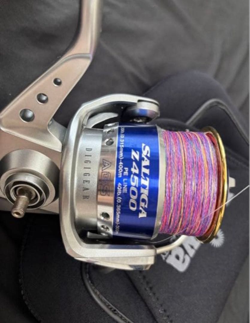 DAIWA SALTIGA Z4500 リール 専用ケース付き