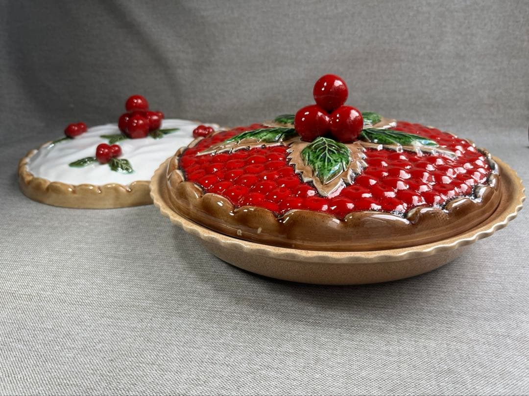 ヴィンテージ　蓋付きパイ皿 Pie Keeps 　蓋2枚　ポルトガル