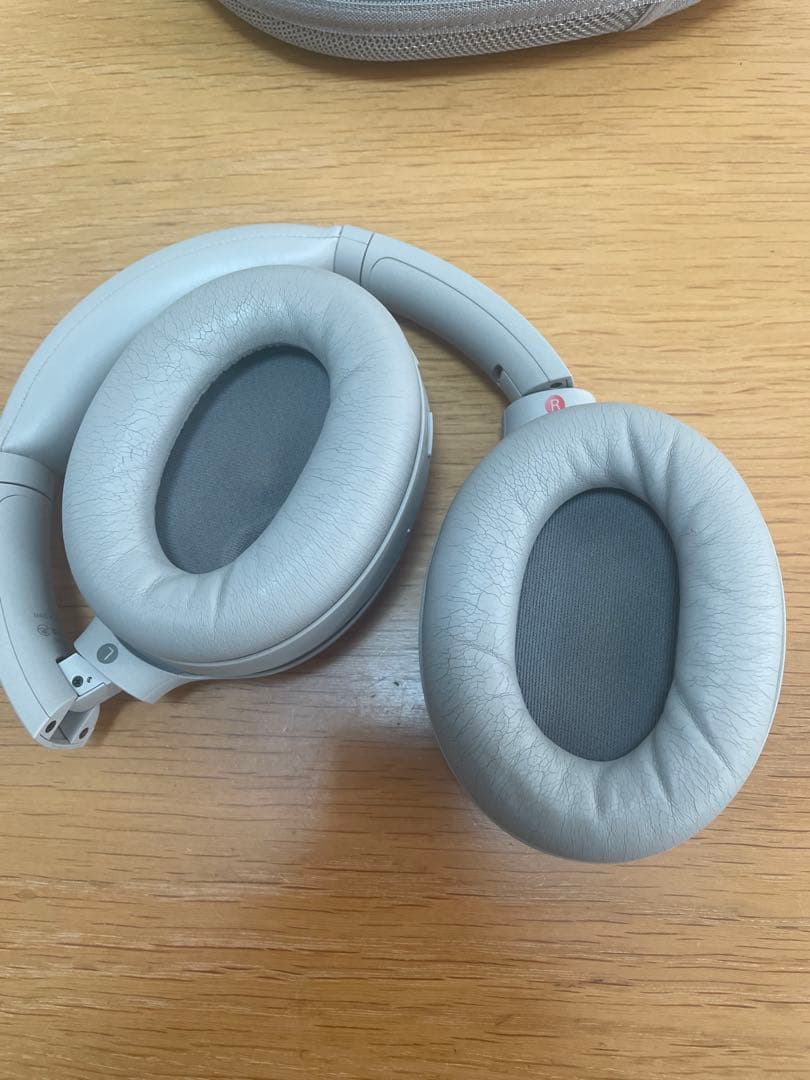 チャロ様　WH-1000XM4 ヘッドホン