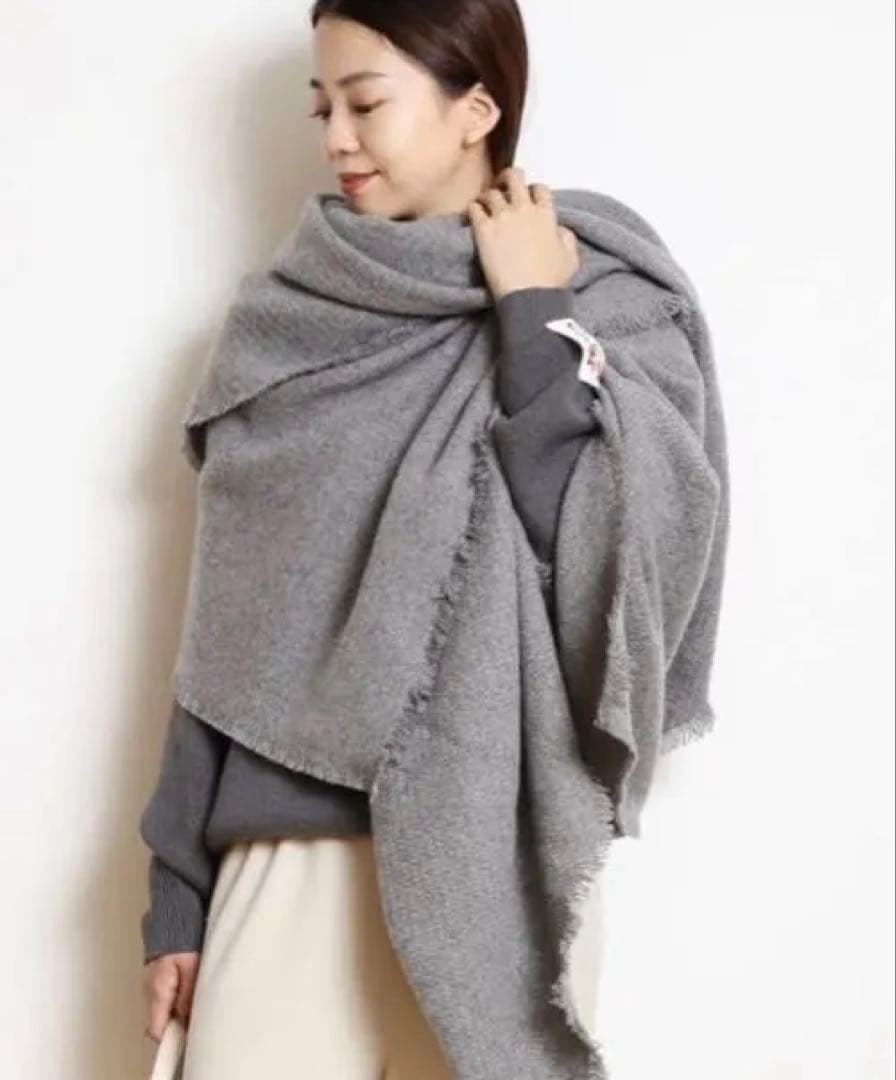【ALONPI CASHMERE / アロンピ カシミア】グレー　美品