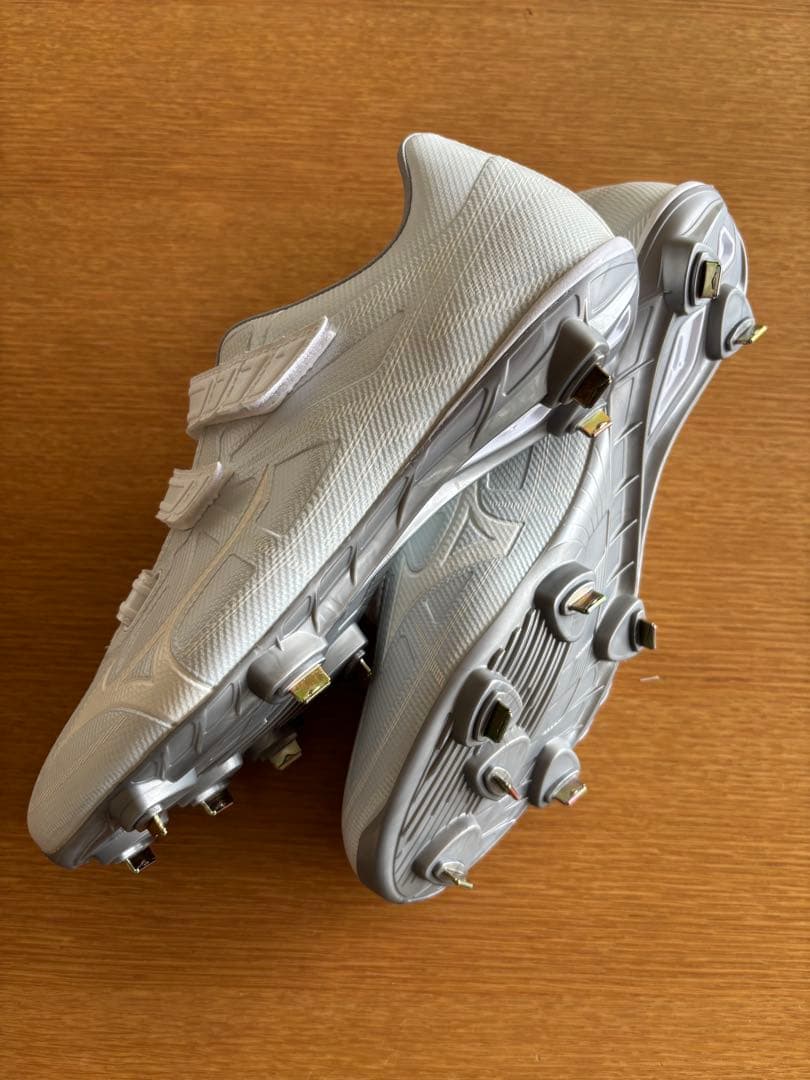 値下 野球 新品 ミズノ スパイク ベルト 硬式　11GM221101 28cm