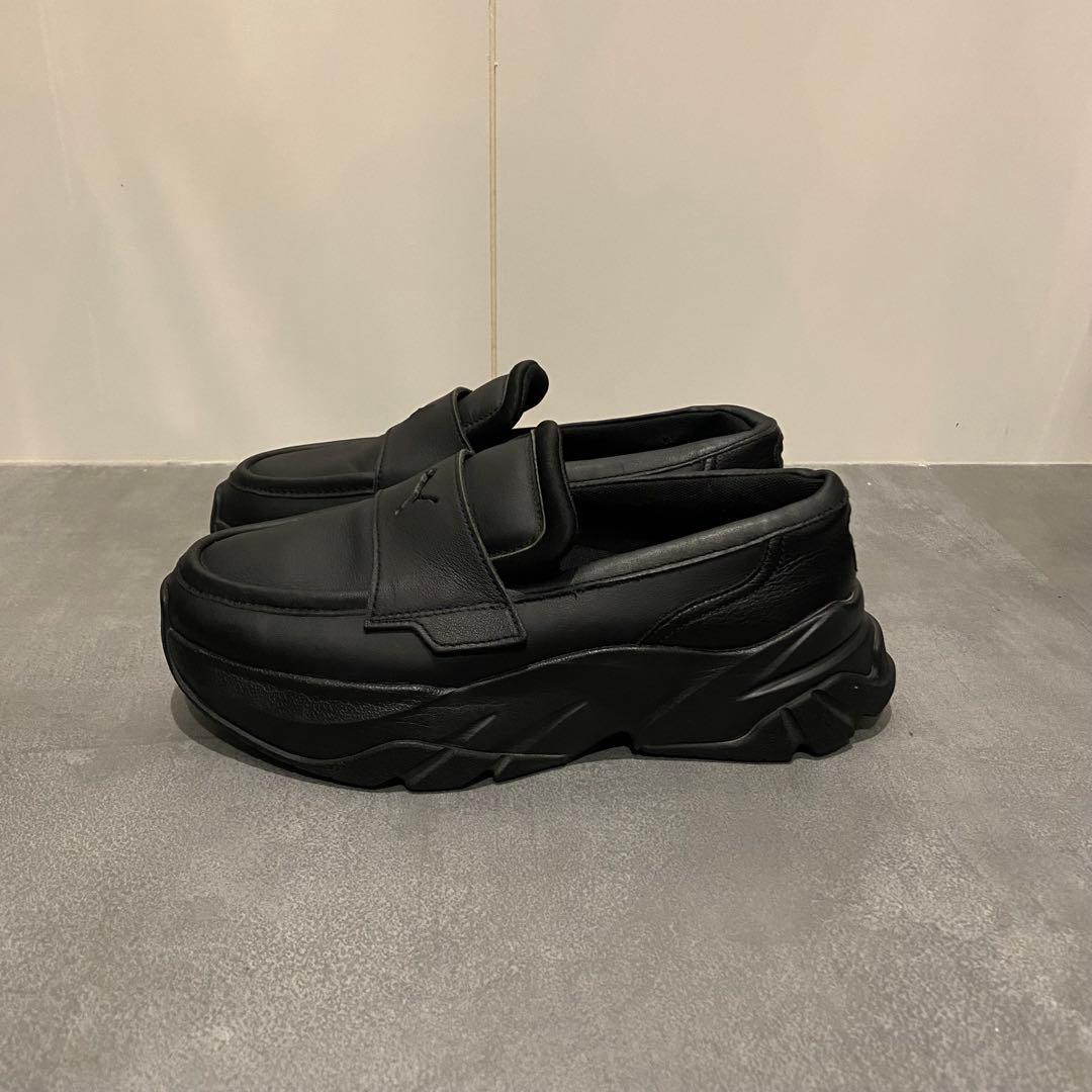美品　PUMA ローファー スニーカー 24.5cm LOAFYR WNS
