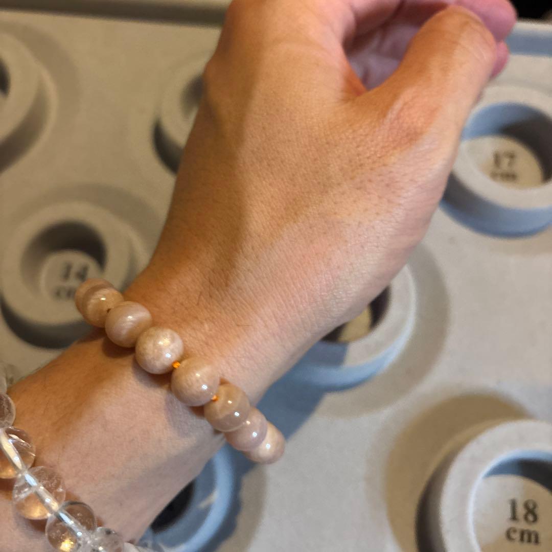 すっごい綺麗なオレンジムーンストーン！綺麗！ズーンとくる！