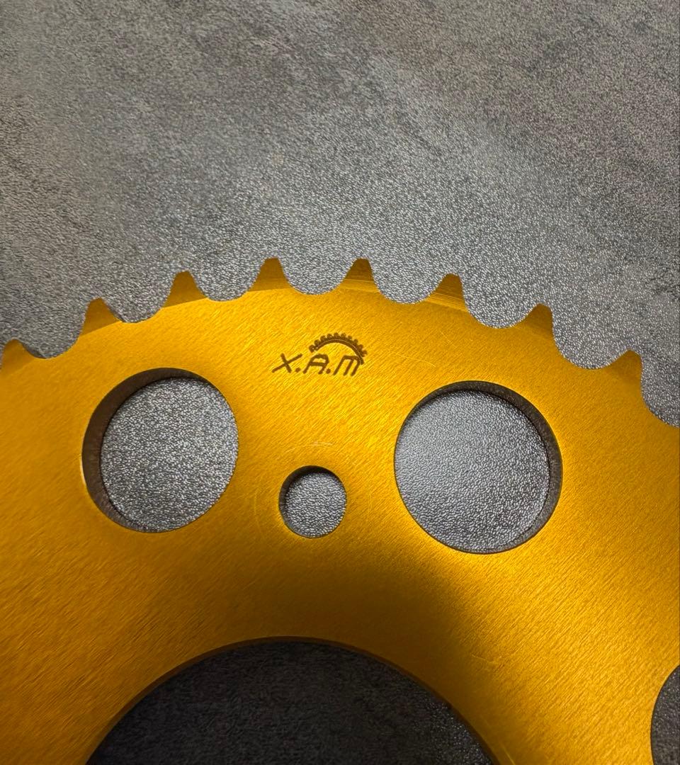 cb400nスプロケット　ゴールド　ホーク3 バブ