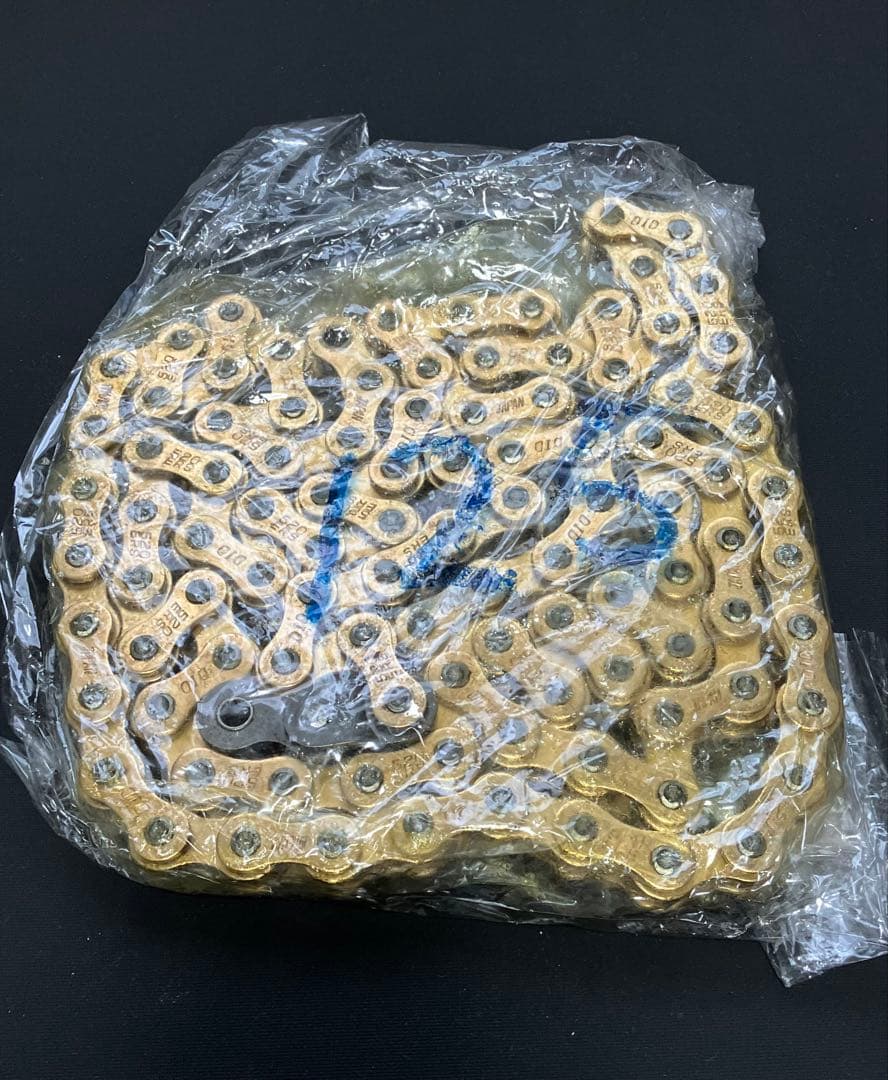 TYS125Fチェーンサイズアップ　黒山レーシング製