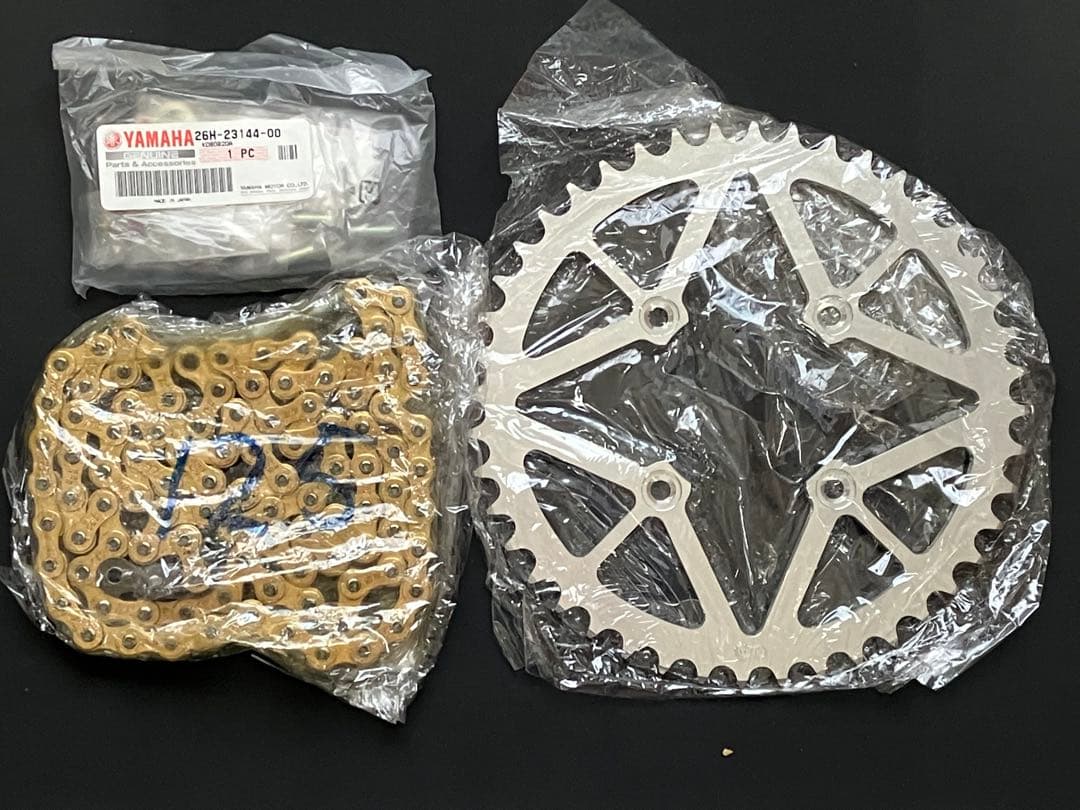 TYS125Fチェーンサイズアップ　黒山レーシング製