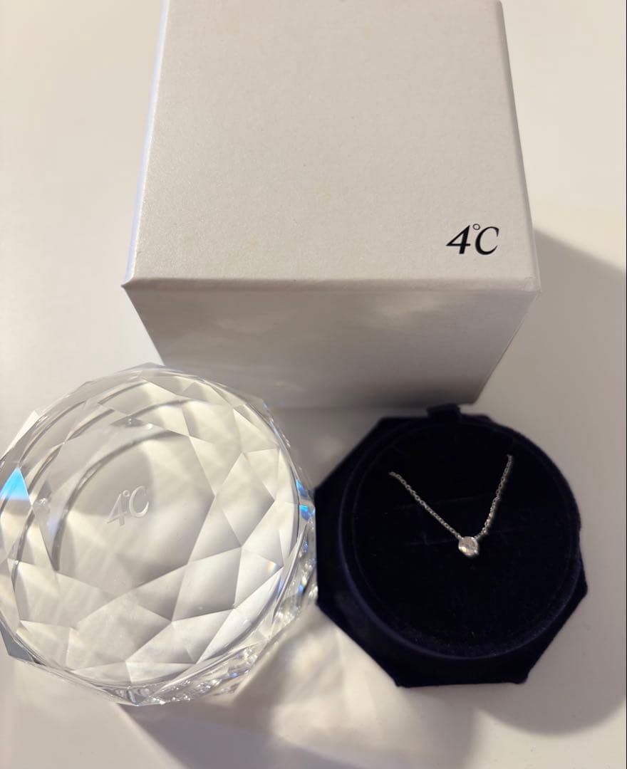 【美品】4℃ ネックレス　K18WG