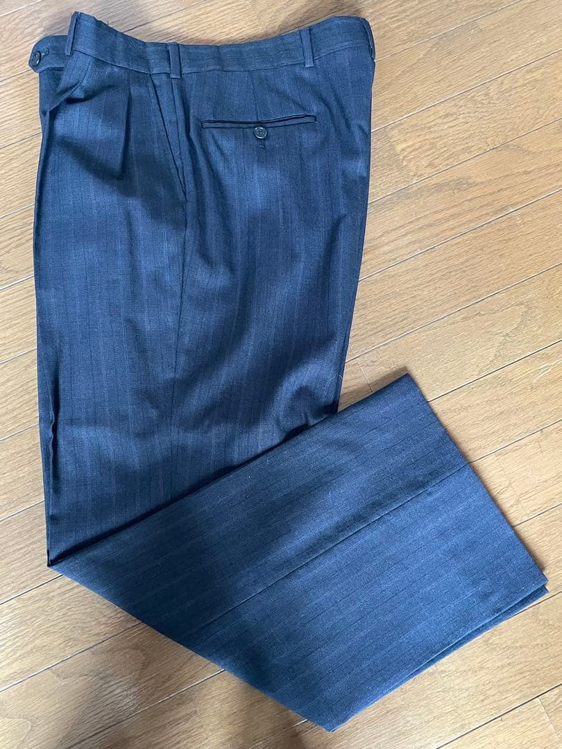 《週末セール》バーバリー スーツ ネイビー ストライプ 入学式 入社式 卒業式