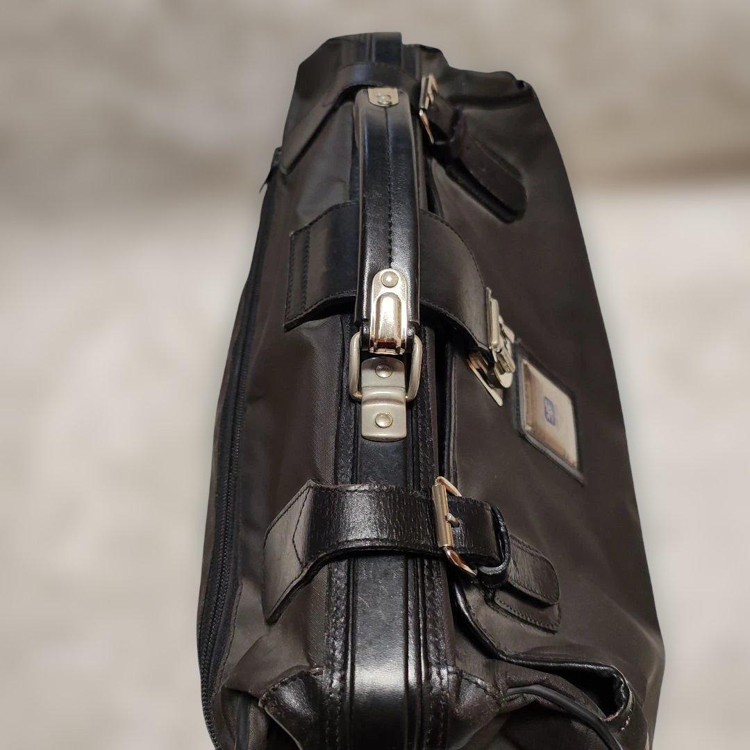 PIEROGUIDI リネアボールド ドクターバック 大容量