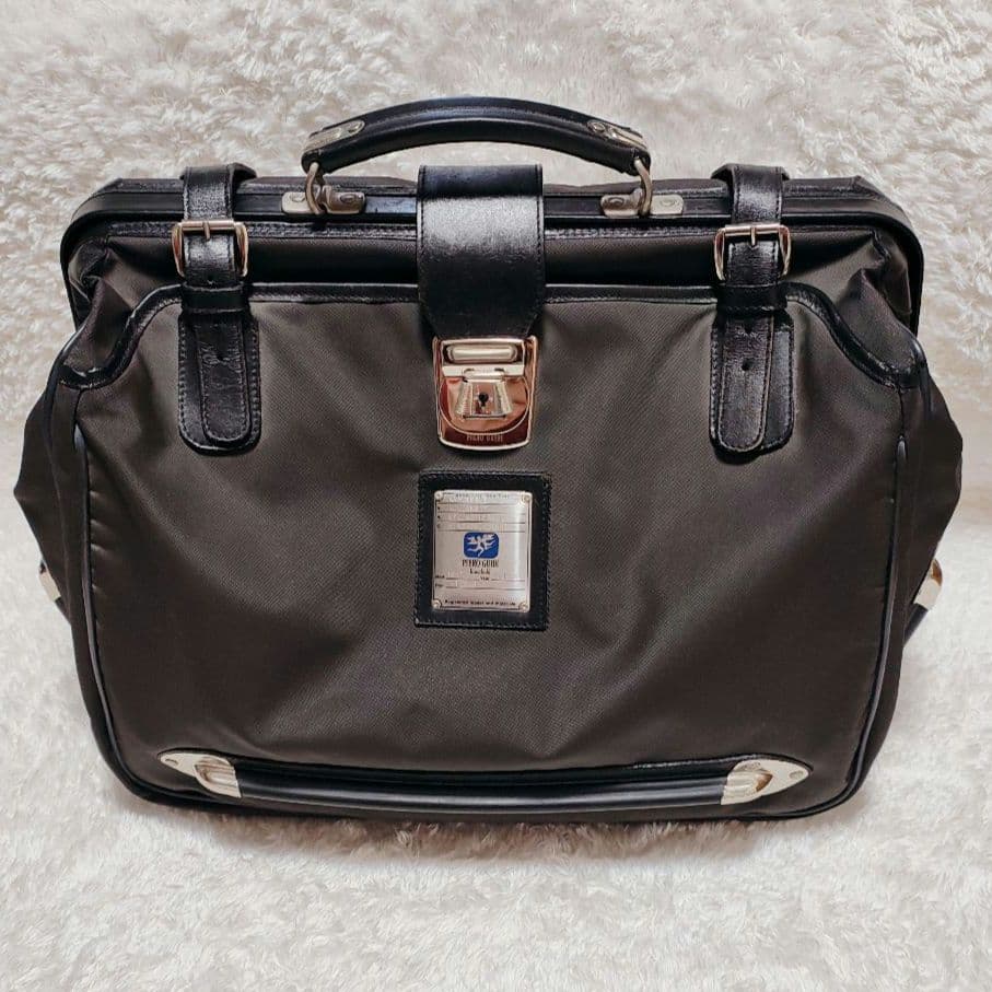 PIEROGUIDI リネアボールド ドクターバック 大容量