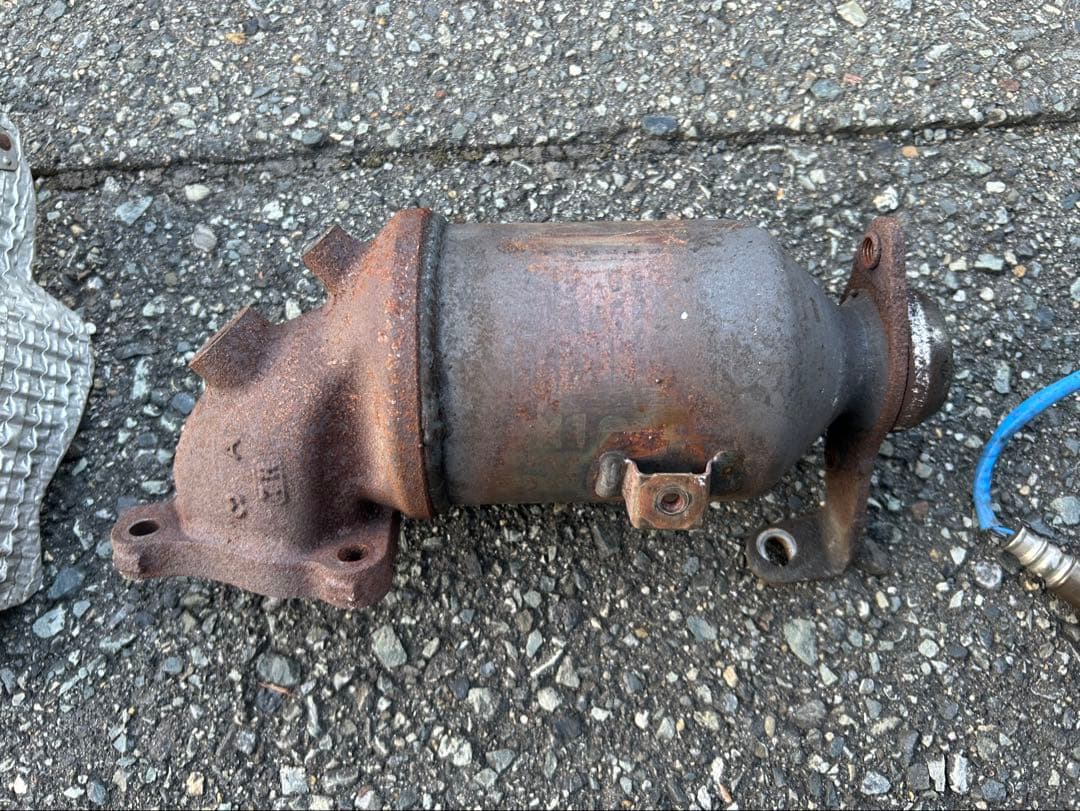 ダイハツ　ソニカRS L405S 触媒　カバー　O2センサー　実働車外し　貿易