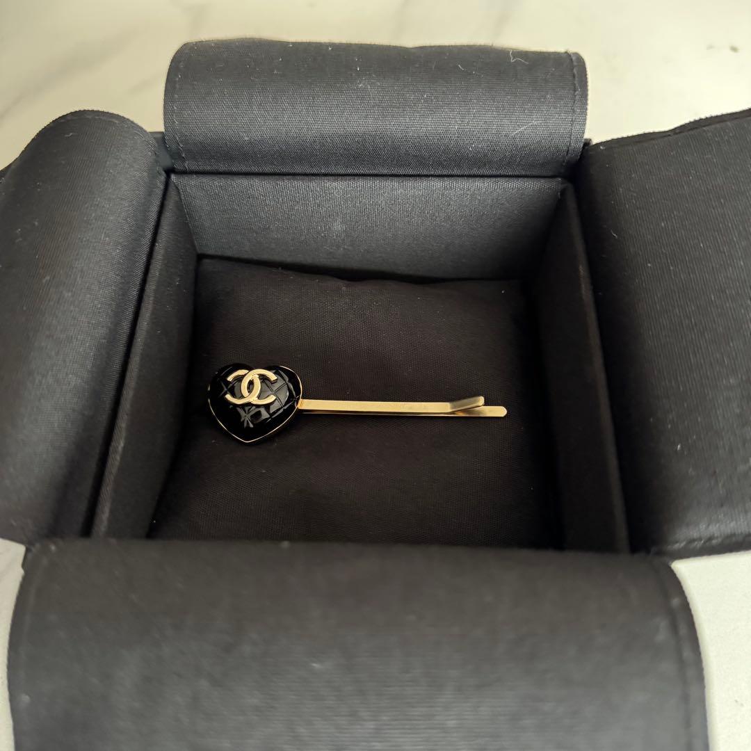 chanel ヘアピン ハート ココマーク ロゴ ゴールド 髪留め　バレッタ