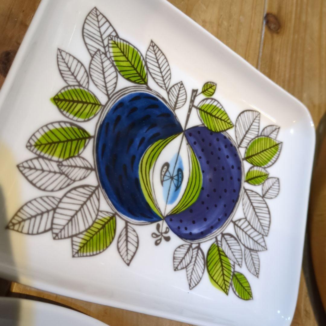  エデン ロールストランド