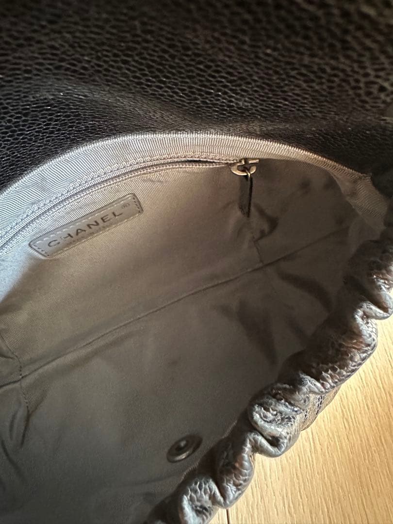 CHANEL ブラック レザー ショルダーバッグ