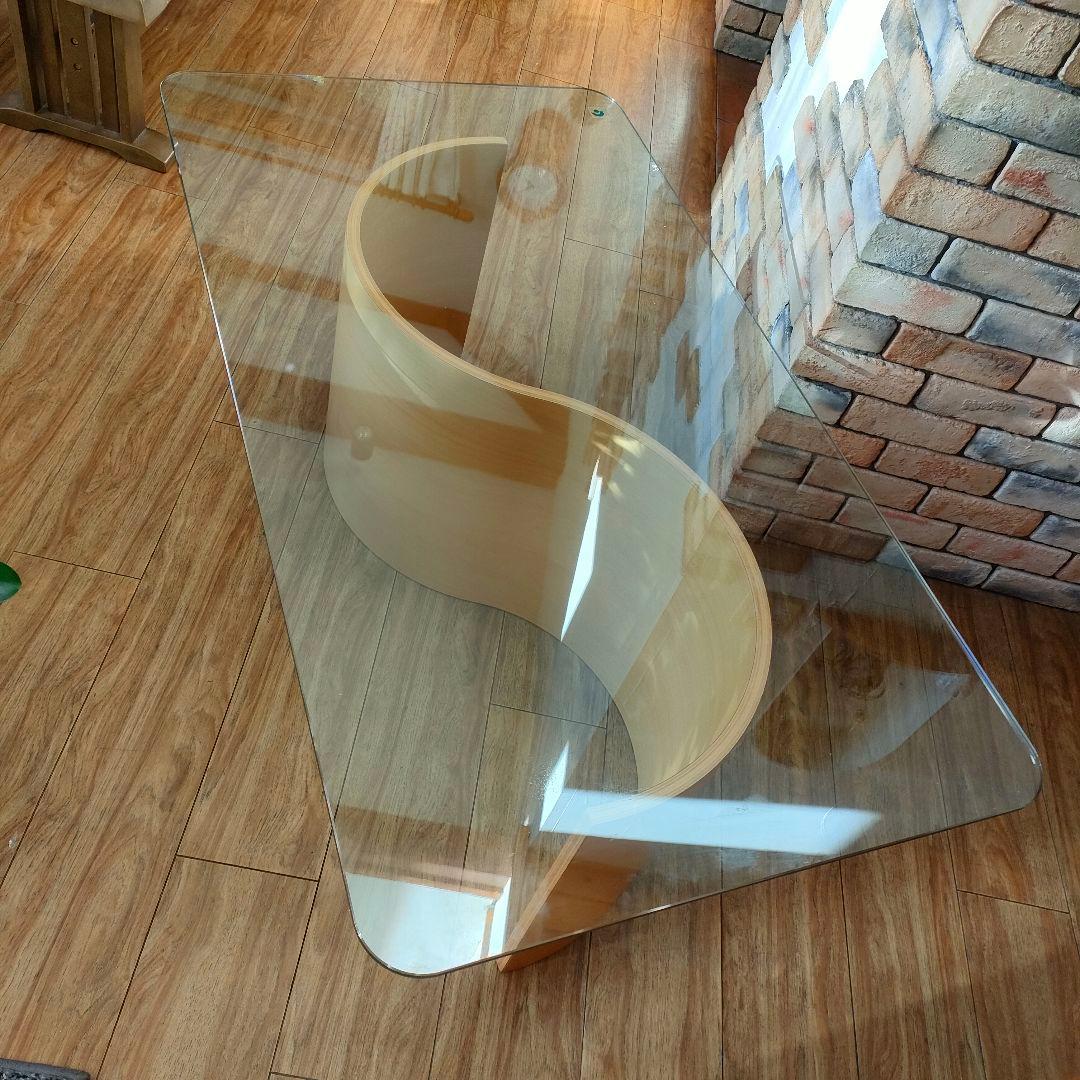 希少　北欧風　シモンズ　ガラステーブル　フィヨルド　ウェーブテーブル　モダン