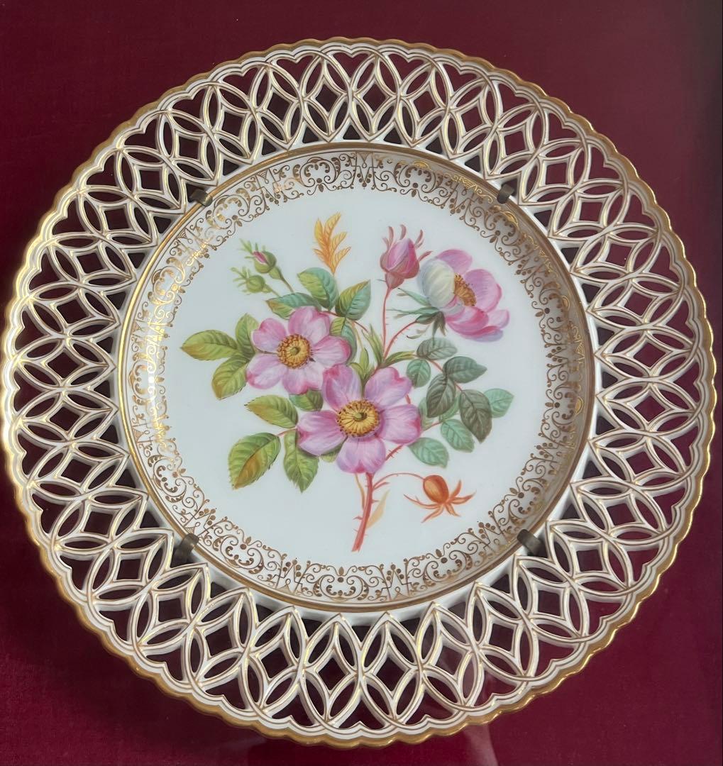 バラ 手描き 飾り皿 額装 花柄 陶器皿 金縁 透かし模様 高級品