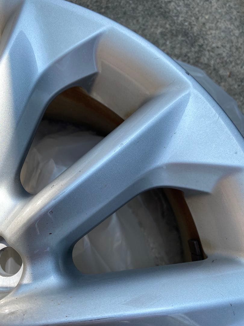 カローラツーリングアルミホイール純正一本