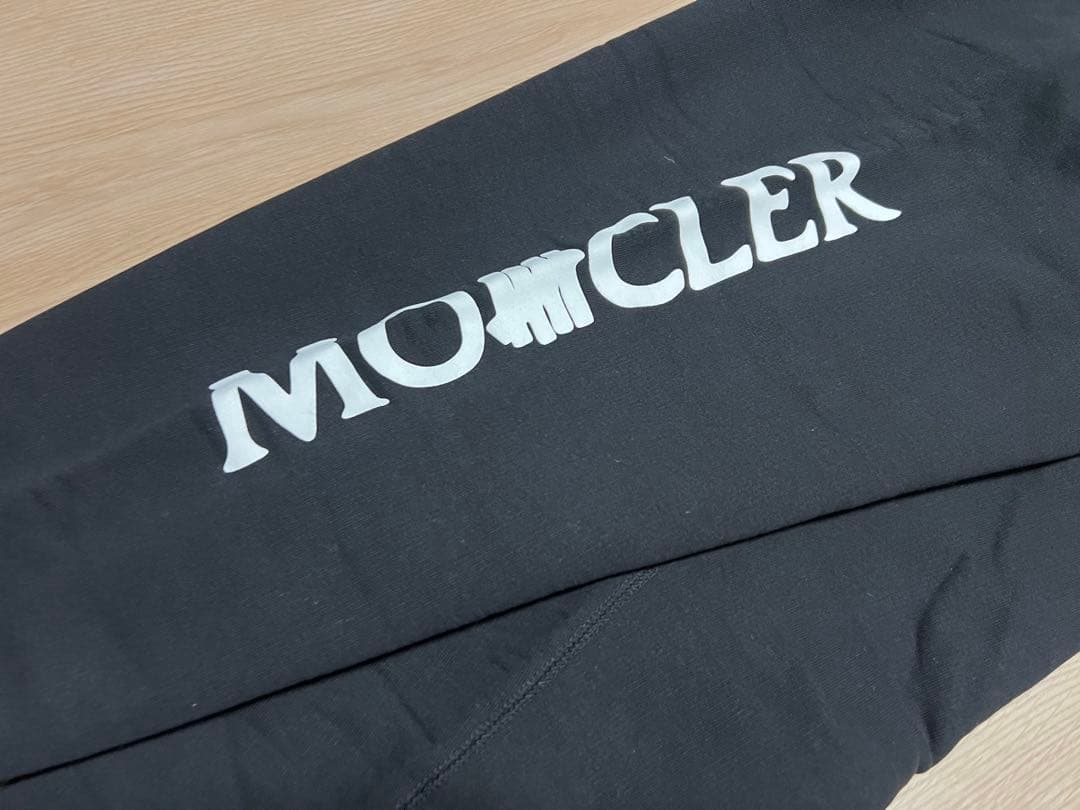 MONCLER x UNDEFEATED スウェットパンツ