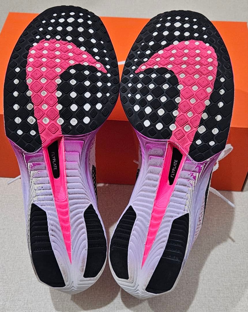 ナイキ　ズームXヴェイパーフライネクスト%3 26.0cm