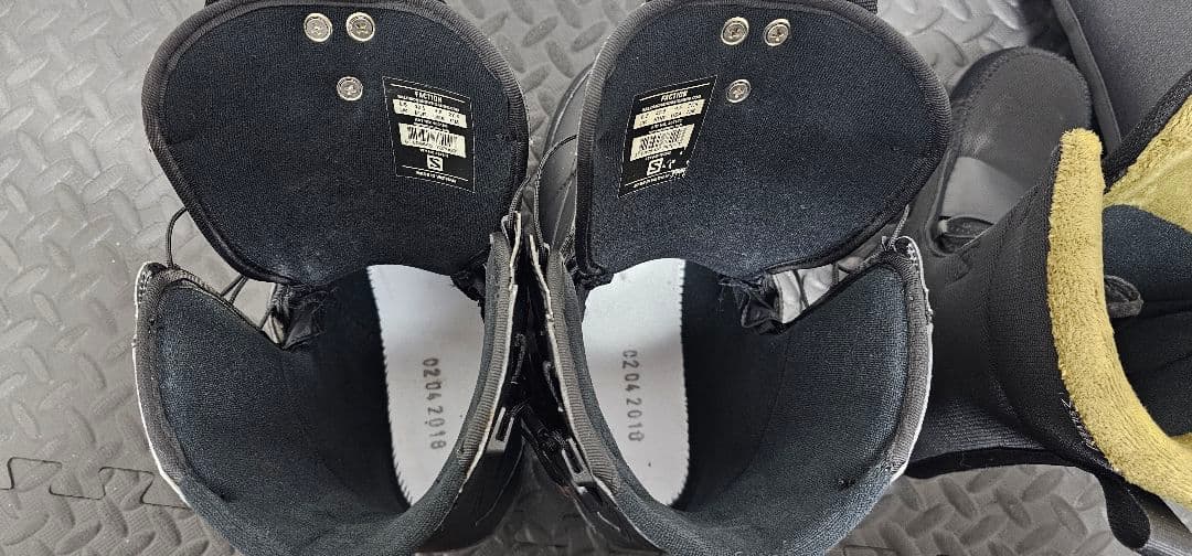【美品】サロモン SALOMON FACTION スノーボードブーツ 27.5