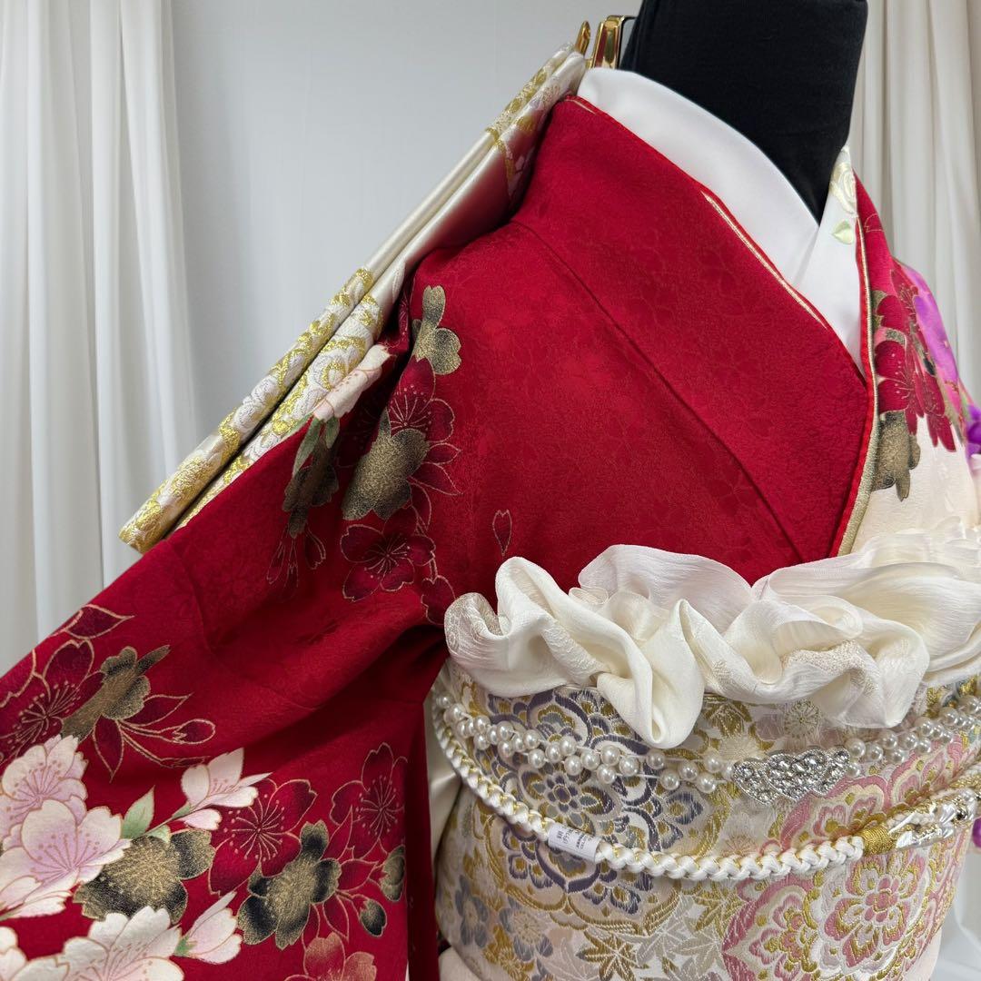 振袖8点フルセット　豪華絢爛 花丸文 桜 牡丹 刺繍 金彩　正絹　ショール付