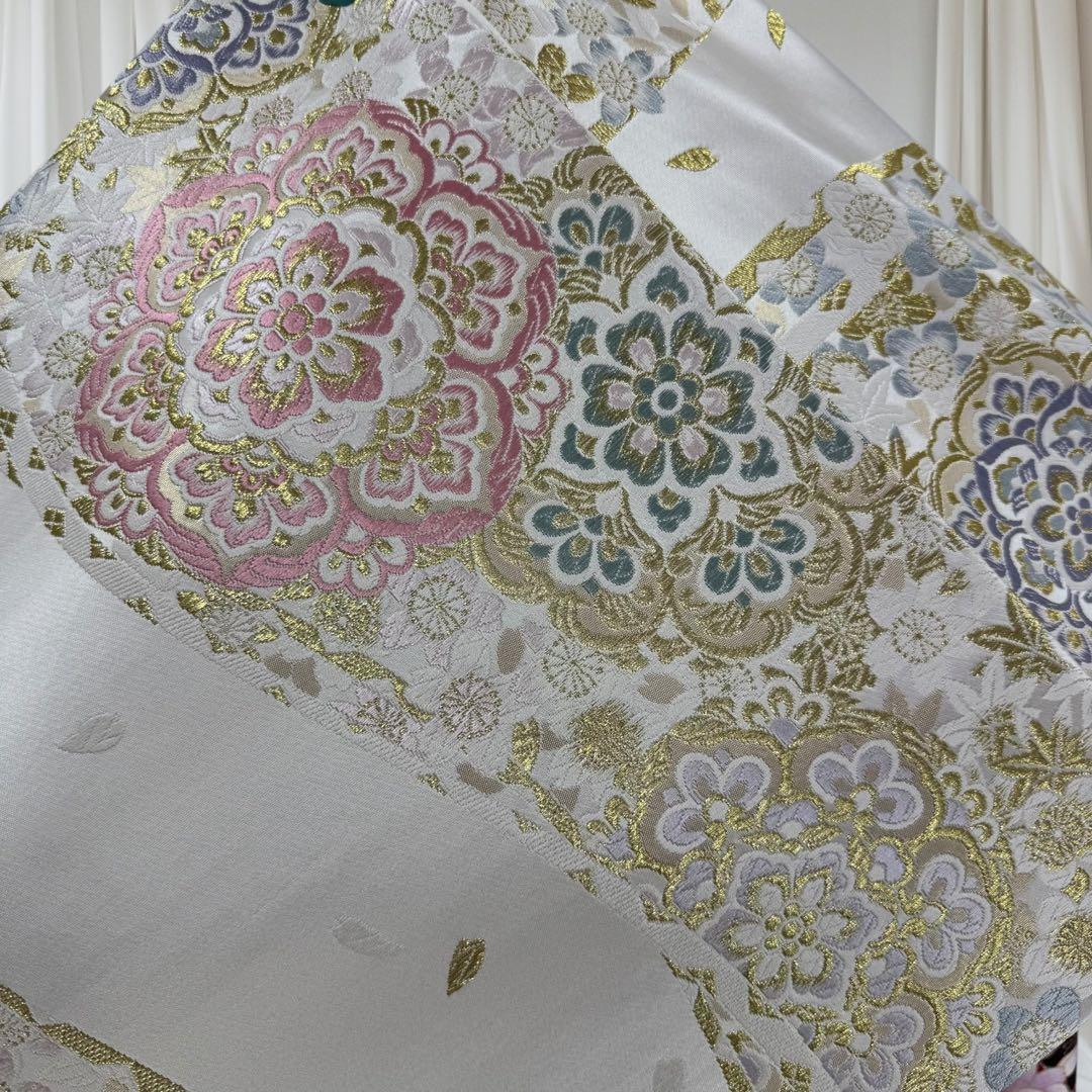 振袖8点フルセット　豪華絢爛 花丸文 桜 牡丹 刺繍 金彩　正絹　ショール付