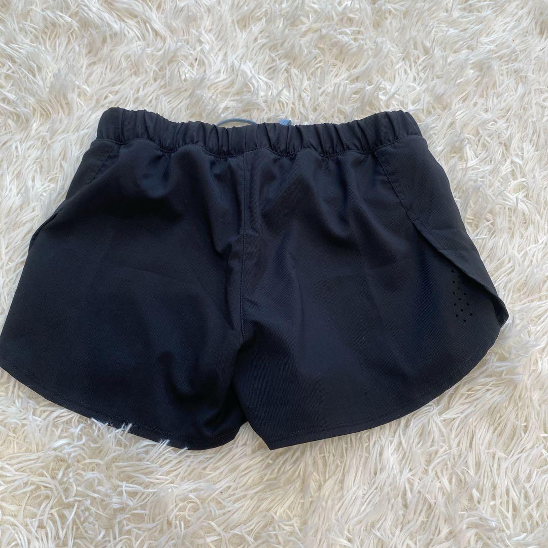 新品未使用タグ付き！NIKE 水着　スイムウェア　セパレート