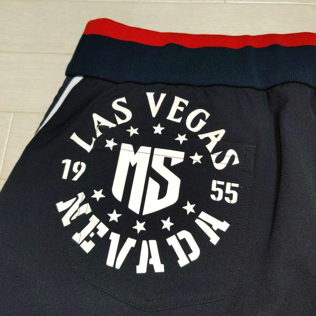 美品　マンシングウェア　中綿スカートＬＬ　黒ブラック