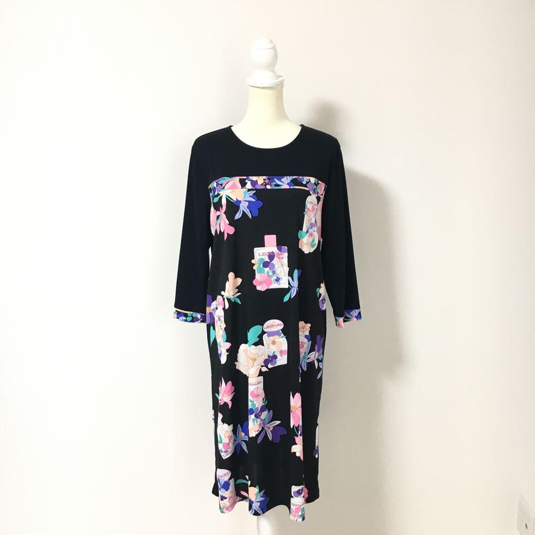 近年美品　LEONARD レオナール　ストレッチ　ワンピース　44