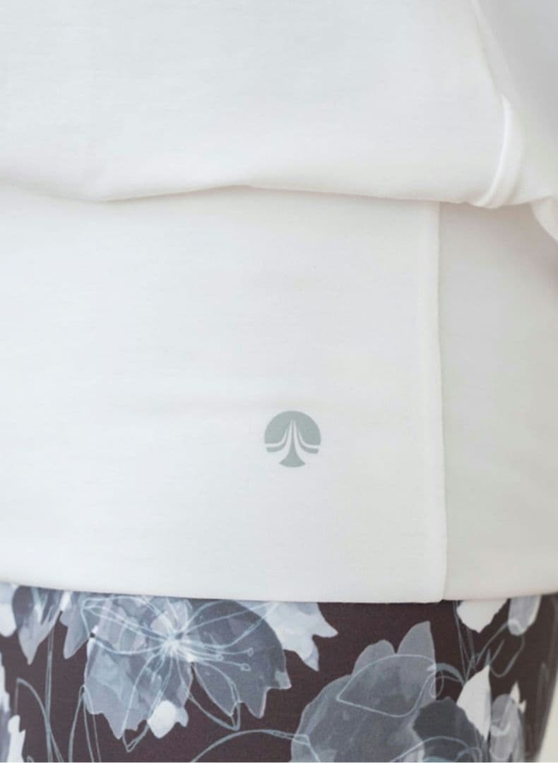 《新品未使用》【最終価格】ヨガウェアセットスカーラ　L サイズ　SUKALA