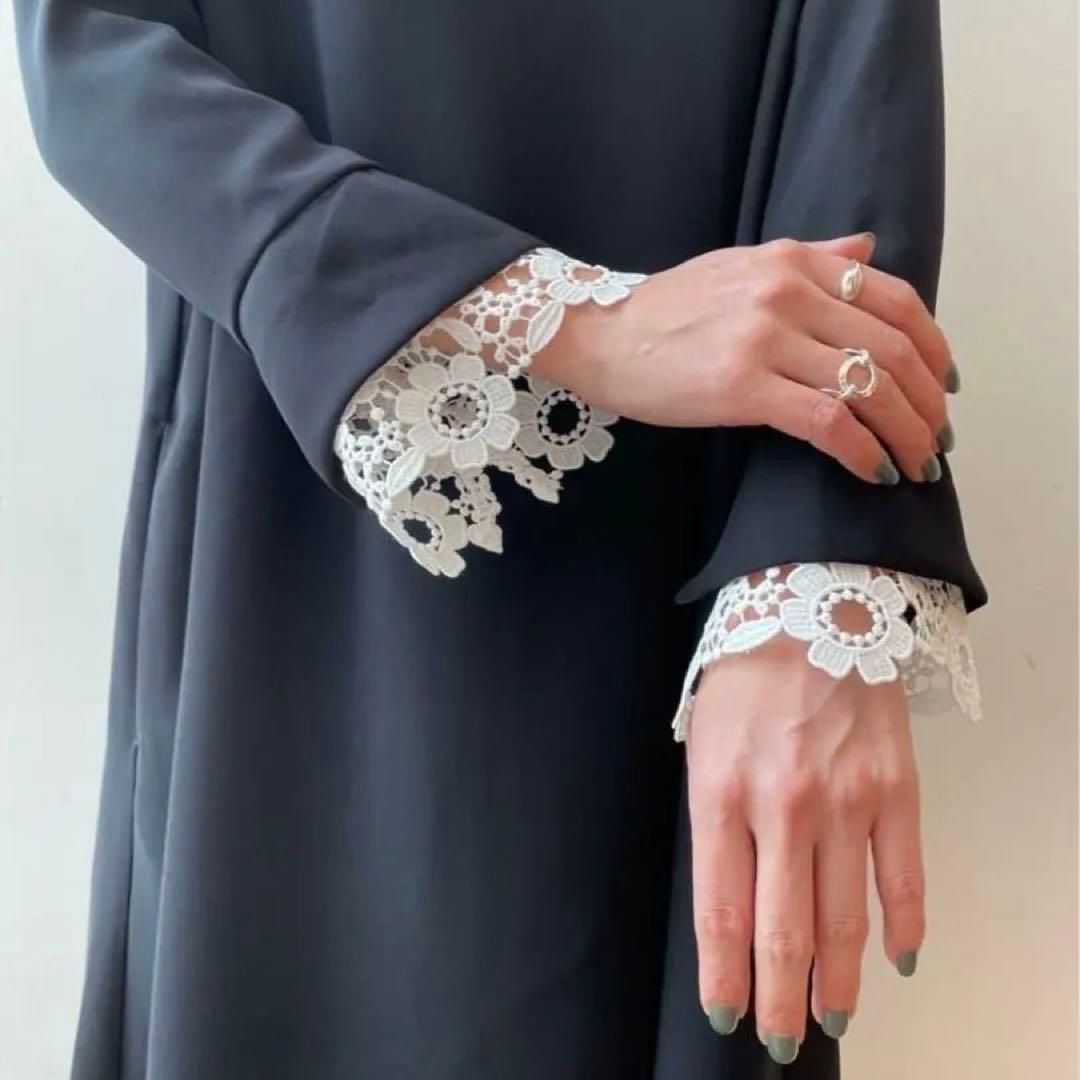 ビアズリー 袖口レースワンピース