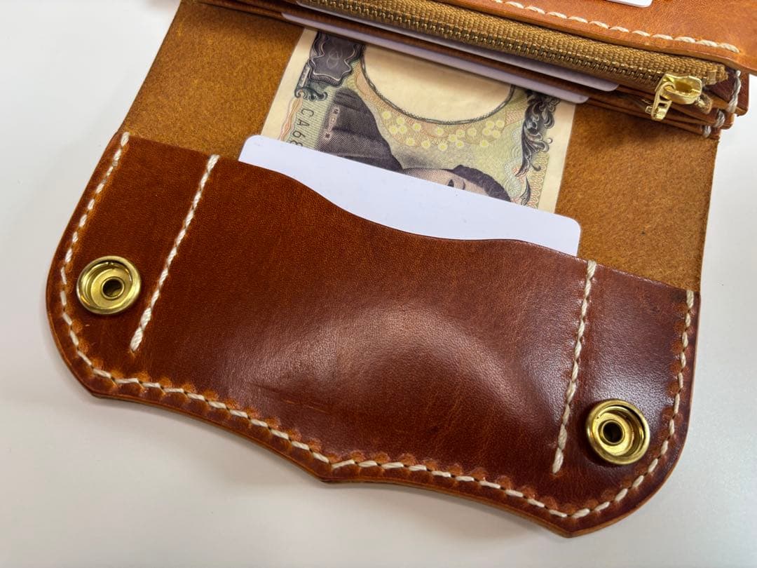 キャメル　ヌメ革　トラッカーウォレット　三層　真鍮　レザークラフト