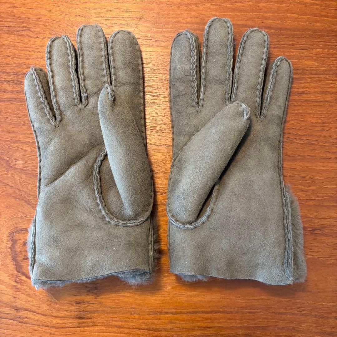 【未使用美品】UGG SHEEPSKIN BOW GLOVE グローブ 手袋