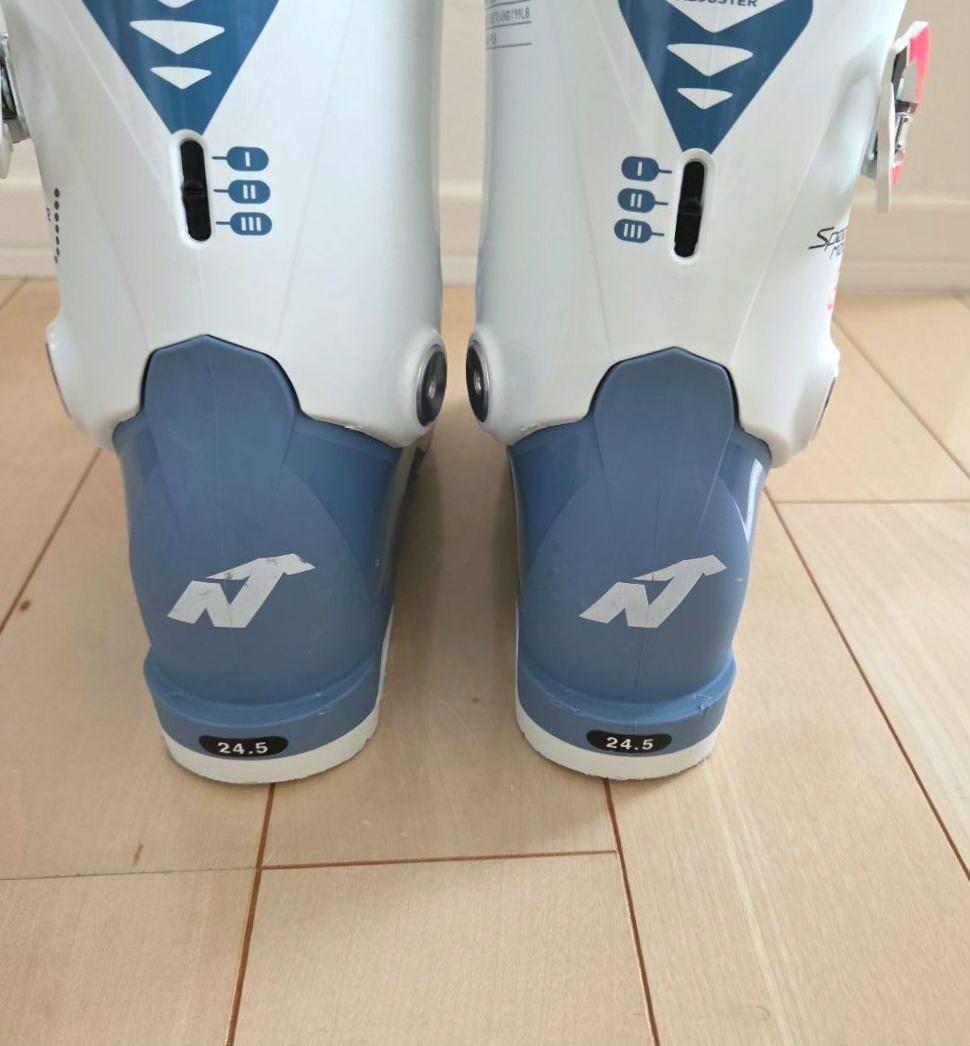 美品破損無【NORDICA】スキーブーツ 24.5 ブーツクリーニング済バッグ付