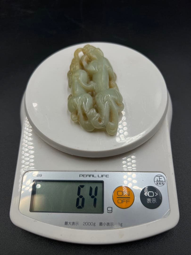 水芙蓉樣專用 玉佩 玉製品 雕刻 根付 飾り物 中国古美術 重さ約64g
