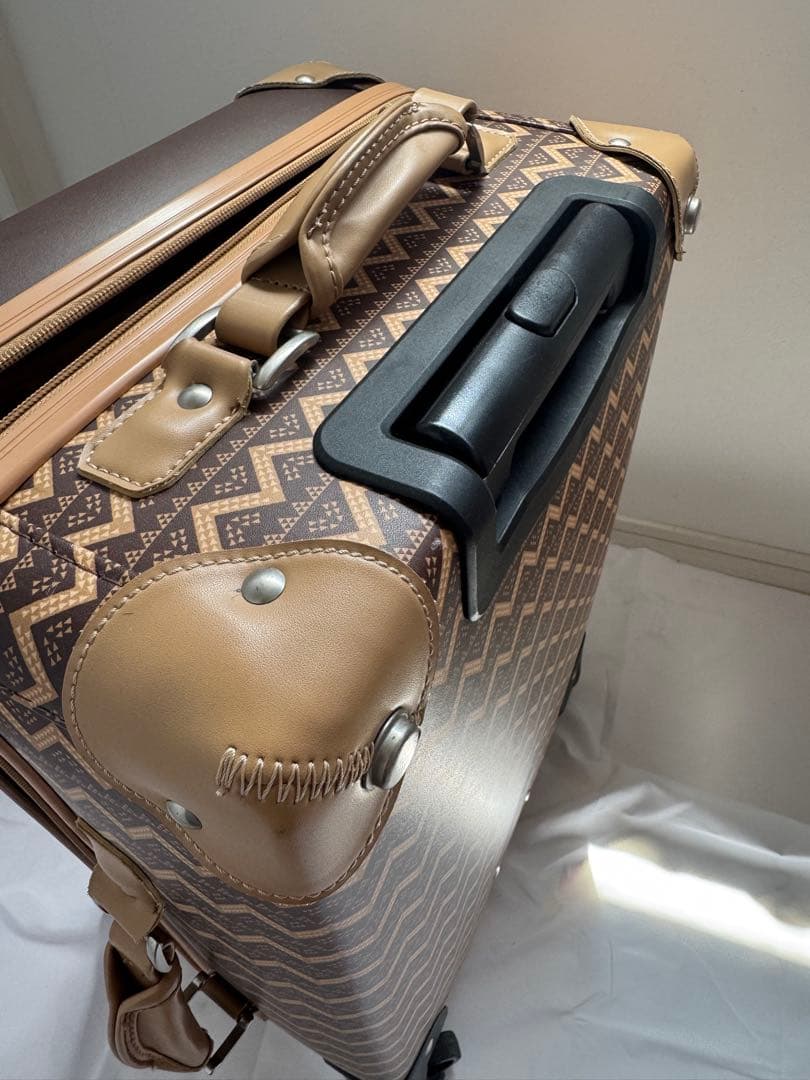 大幅値下げ‼︎【希少品】ハワイ アウラニ ディズニー　キャリーケース　AULANI