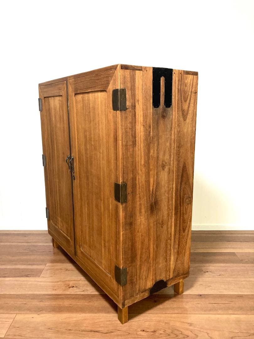 【メンテ込】アンティークのキャビネット　引出し6杯　総桐　木脚付
