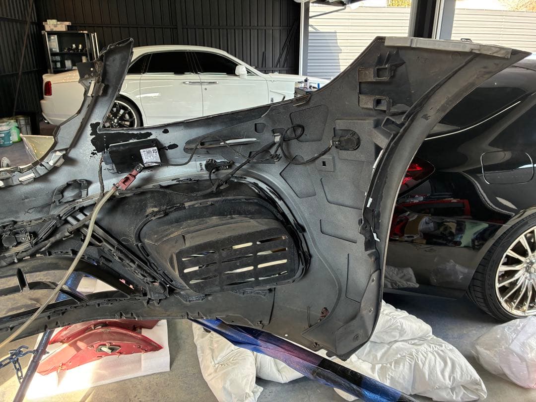 メルセデス・ベンツ Sクラス S63仕様フロントバンパー