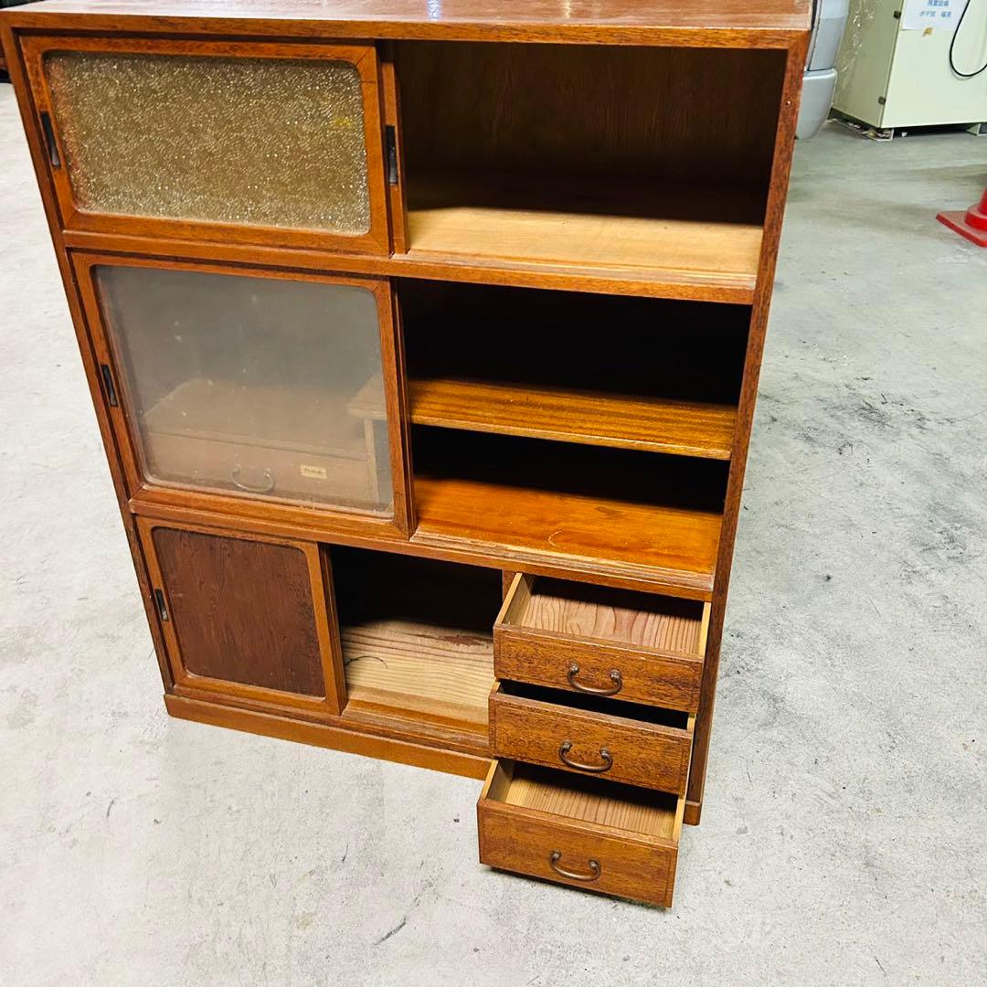 アンテーク、木製ガラス扉付き箪笥 引き出し3つ